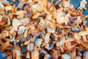 Wholegrain Rice & Mushrooms Recipe- Onions & Mushrooms Mixed