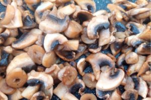 Wholegrain Rice & Mushrooms Recipe - Sauteed Mushrooms