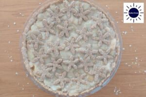 Oat Crust Peach Pie - Decorated Pie