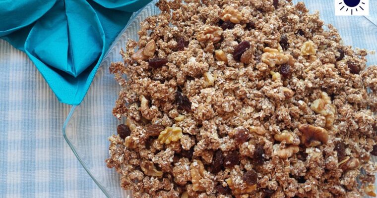 Vegan Cinnamon Maple Granola Recipe