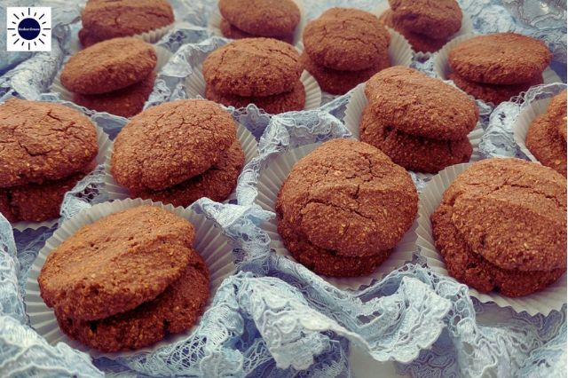 Cocoa Almond Oat Cookies Recipe