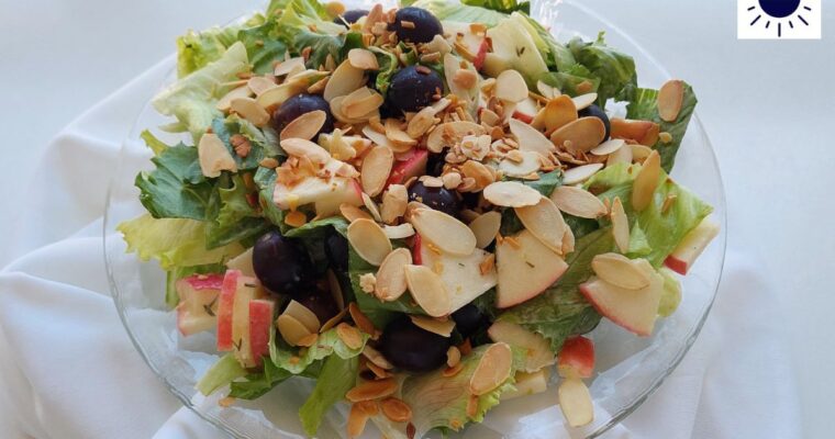 Lettuce, Apple & Grape Salad Recipe