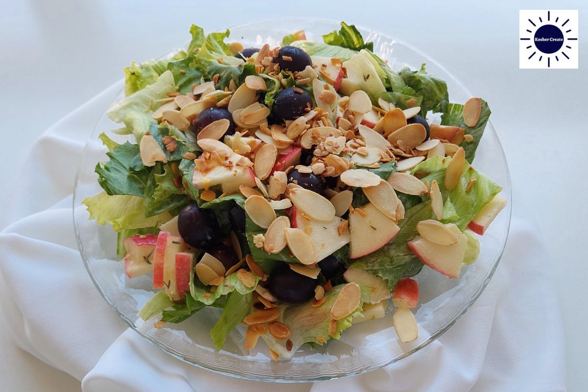 Lettuce, Apple & Grape Salad Recipe