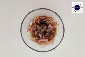 Mediterranean Fresh Fig Salad Recipe - Onion & Dressing