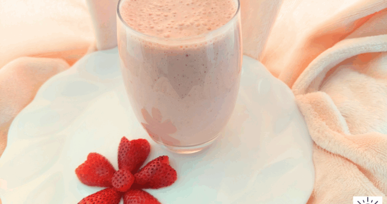 Strawberry Peanut Butter Yogurt Smoothie Recipe
